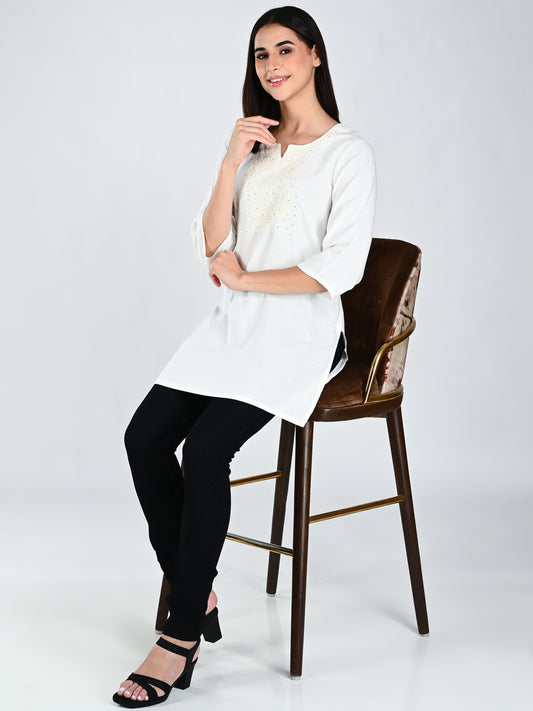 AlbionWomen Whie Straight Kurta Comfortable for All-Day Wear