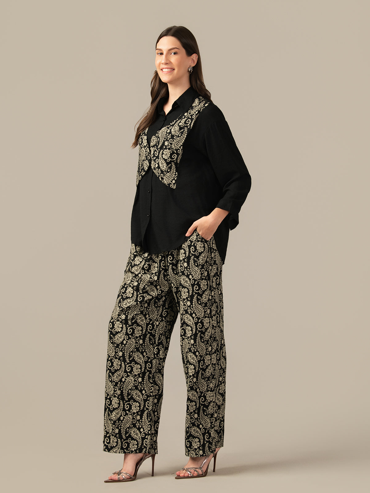 LADIES CHICAGO CORD-SET