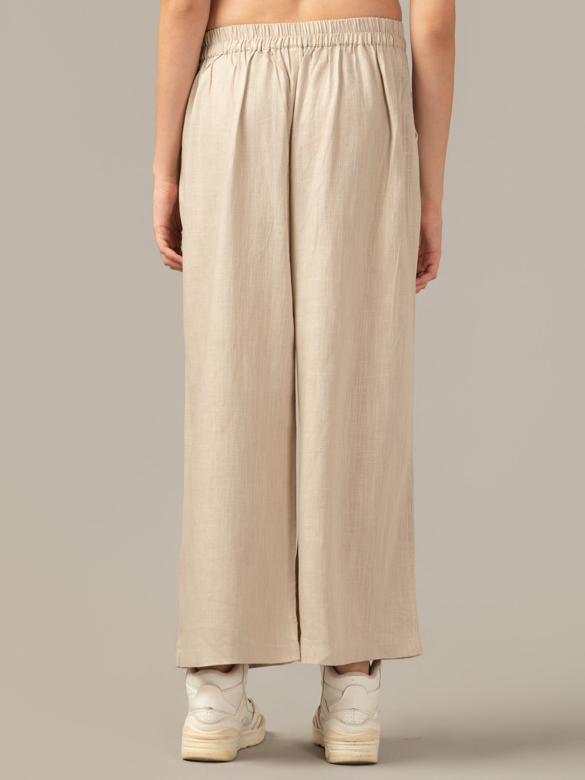 Women’s Athletic Trackpants – Sporty & Breathable BEIGE