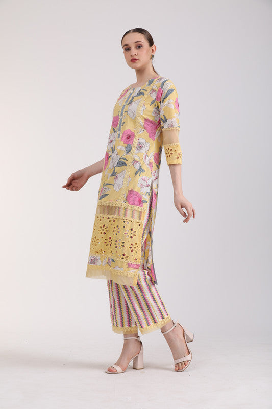 Albion Women Gold Women Kurta Set