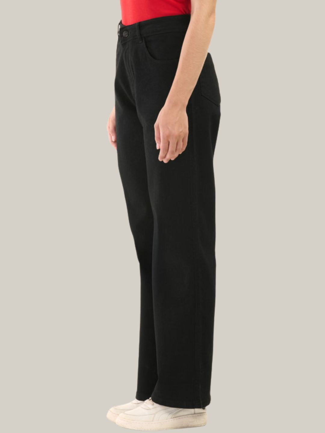 Albion Women Superior Black Straight Fit Jeans