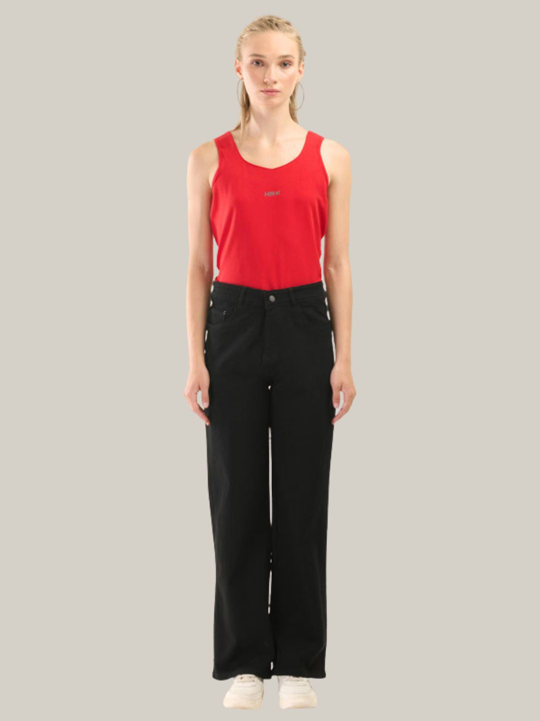 Albion Women Superior Black Straight Fit Jeans