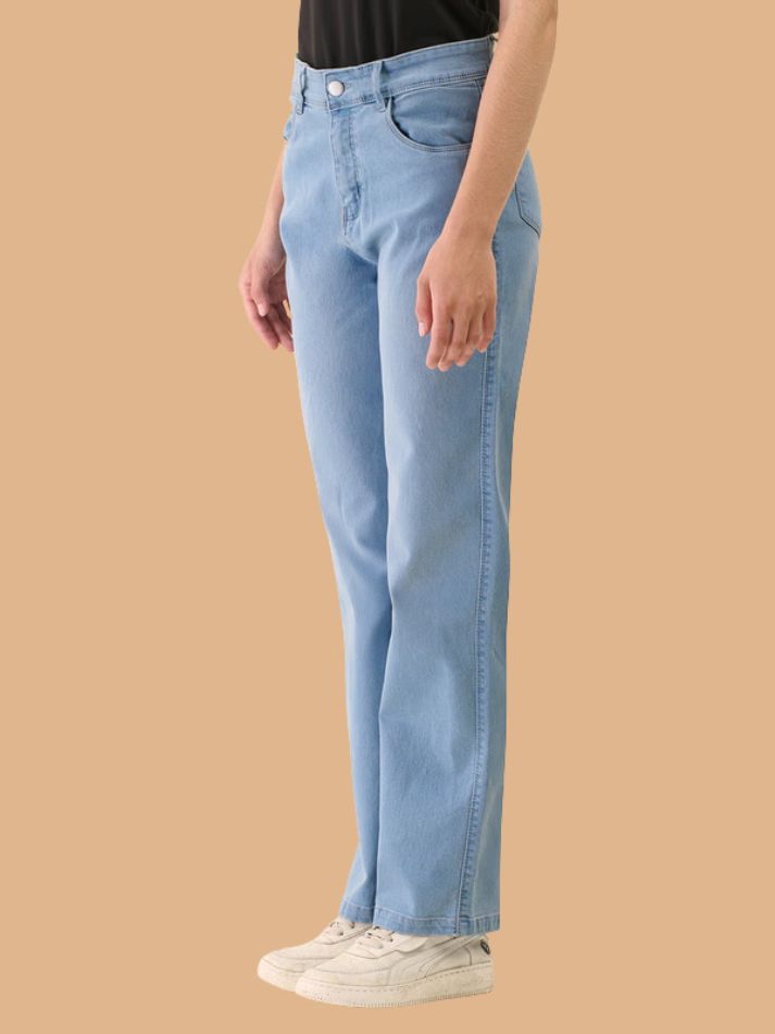 Albion Women Superior Mid Blue Straight Fit Jeans