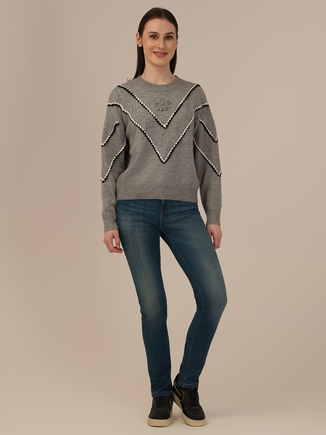 Albion Winter Stylish Women Sweater For Daily Wear