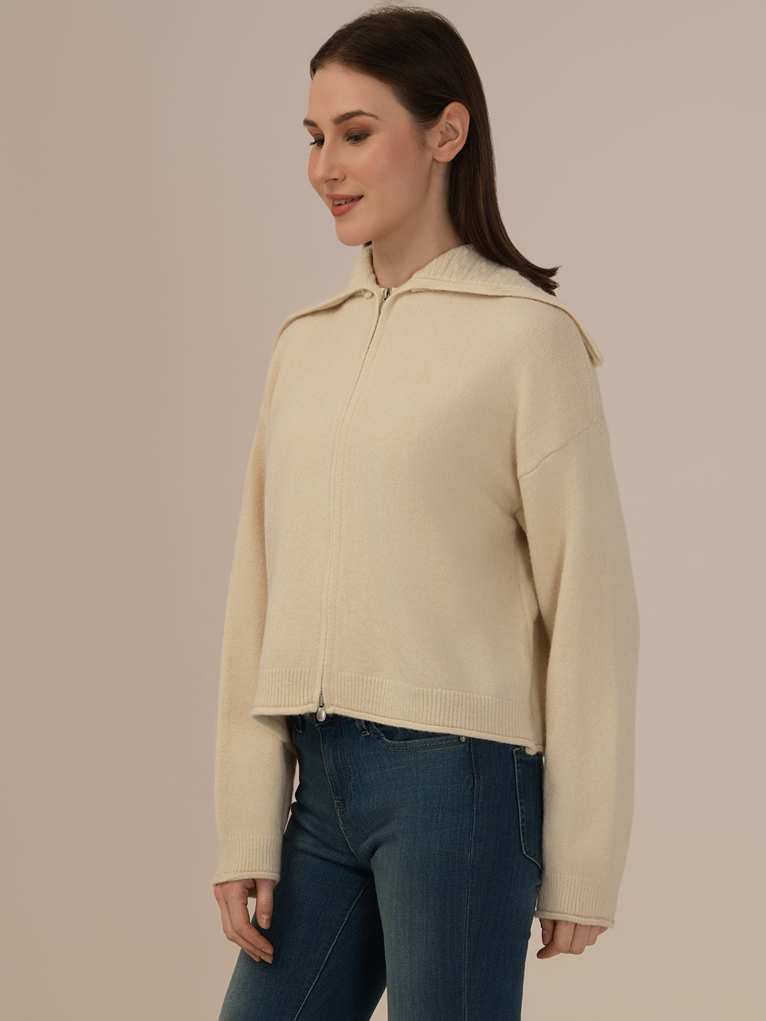 Albion Ladies Winter Top – Comfortable Pure Cream Winter Wear