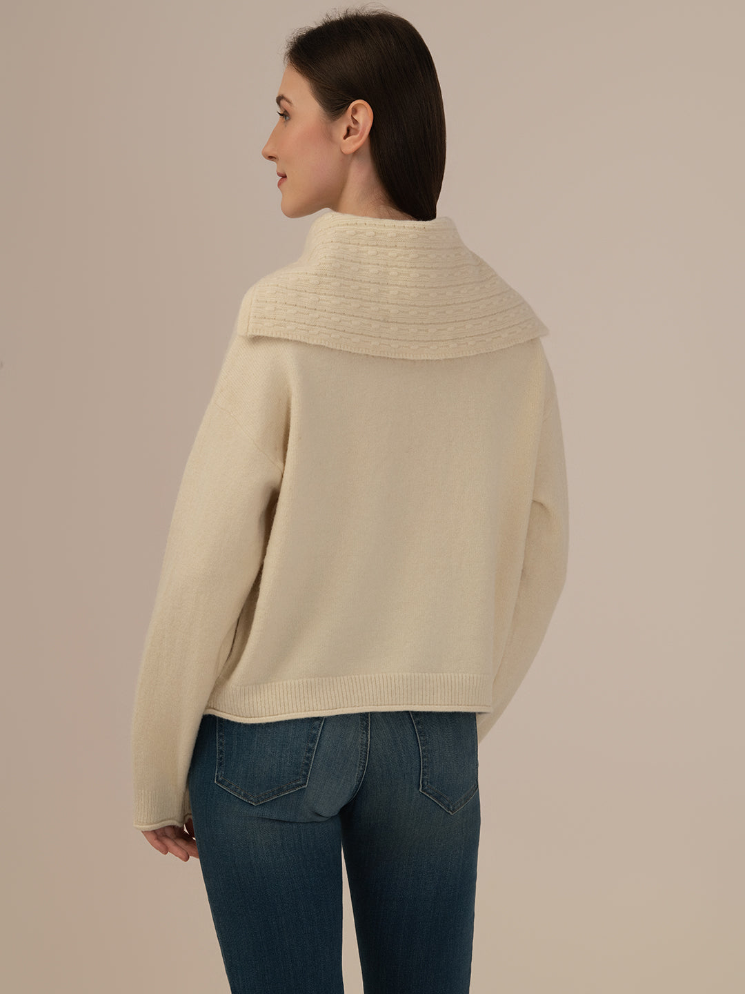 Albion Ladies Winter Top – Comfortable Pure Cream Winter Wear