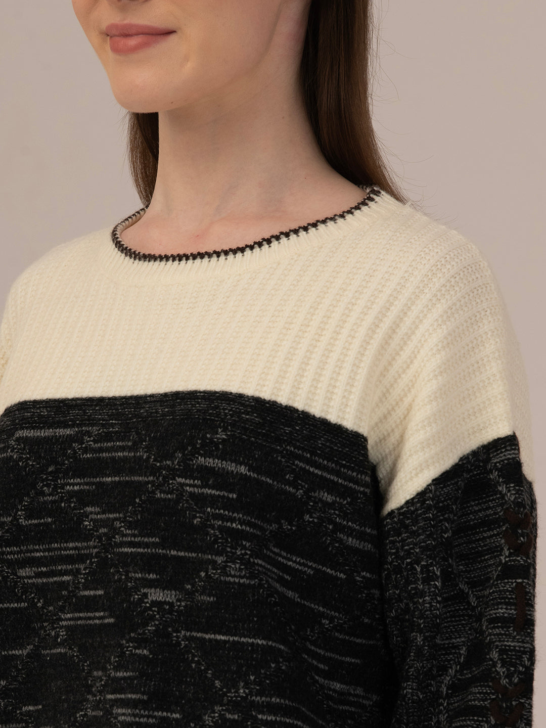 Albion Women’s Winter Sweater – Comfortable Black Winter Wear