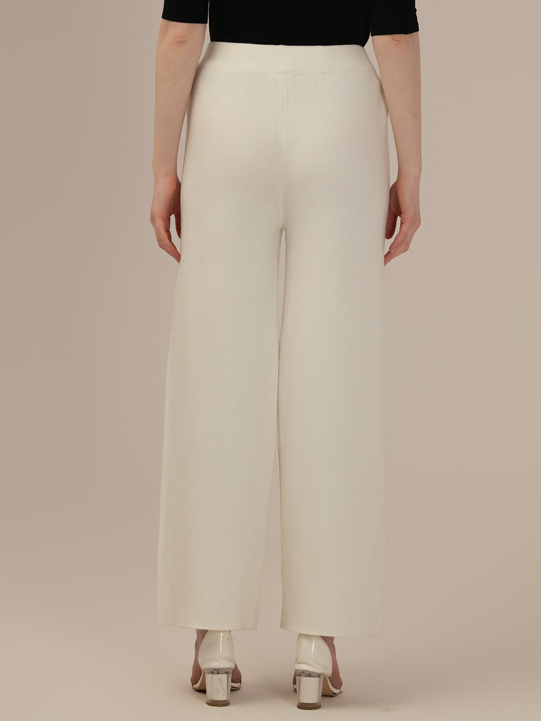 Ladies White Winter Harem Pants – Elegant & Cozy Lower Wear