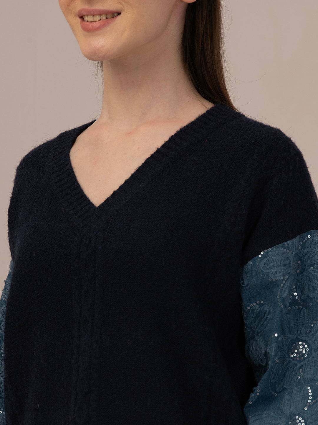 ALBION Stylish Women Woolen Top Warm Fabric with Modern Design-BLACK