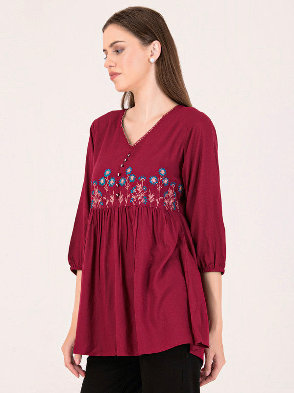 Albion Women Mehroon Smart Top