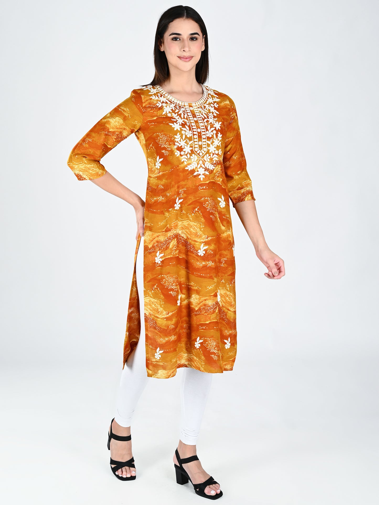 AlbionWomen Red Straight Kurta Comfortable for All-Day Wear