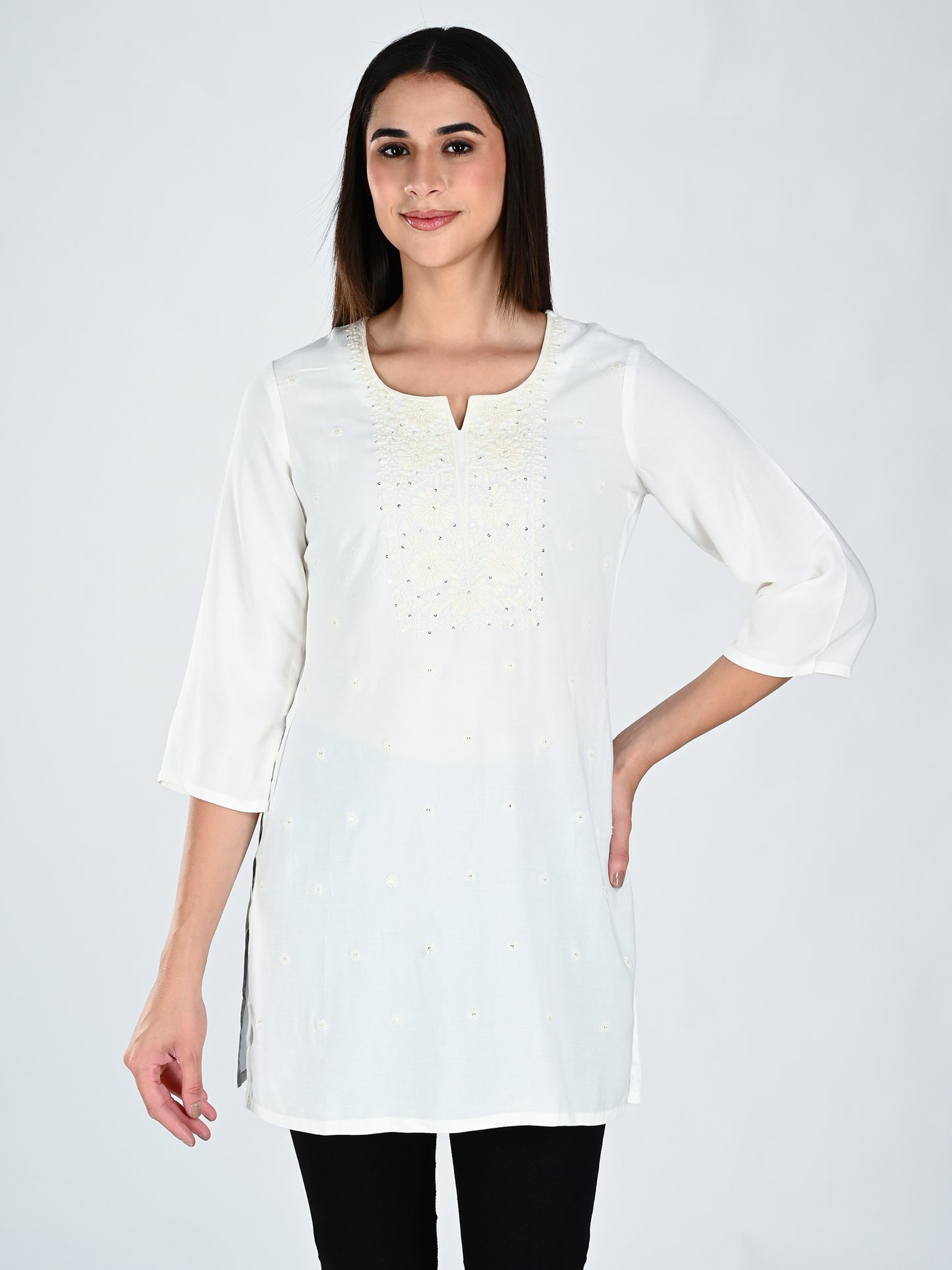 AlbionWomen Whie Straight Kurta Comfortable for All-Day Wear