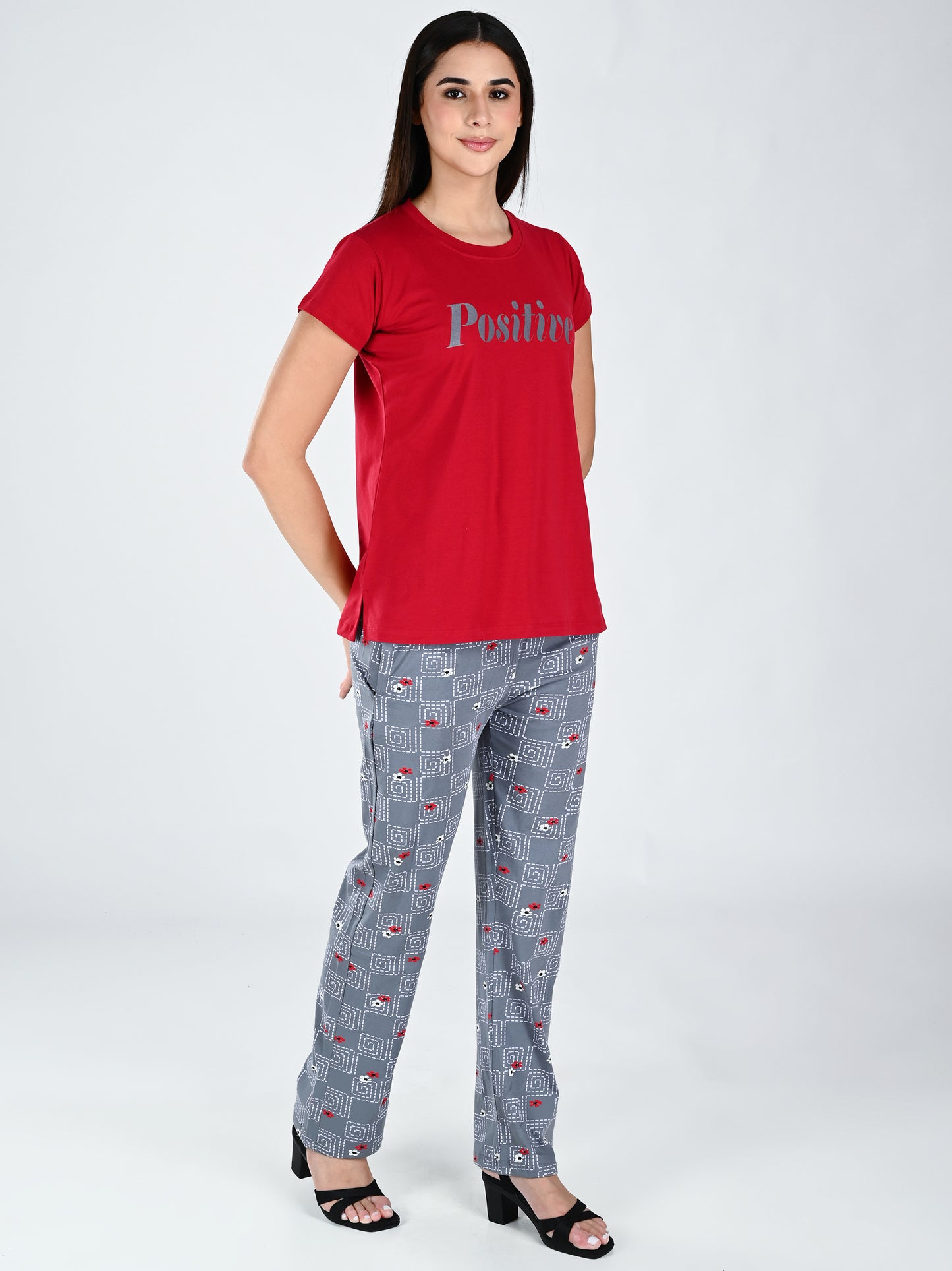 Albion Women Stylish Maroon Nightwear