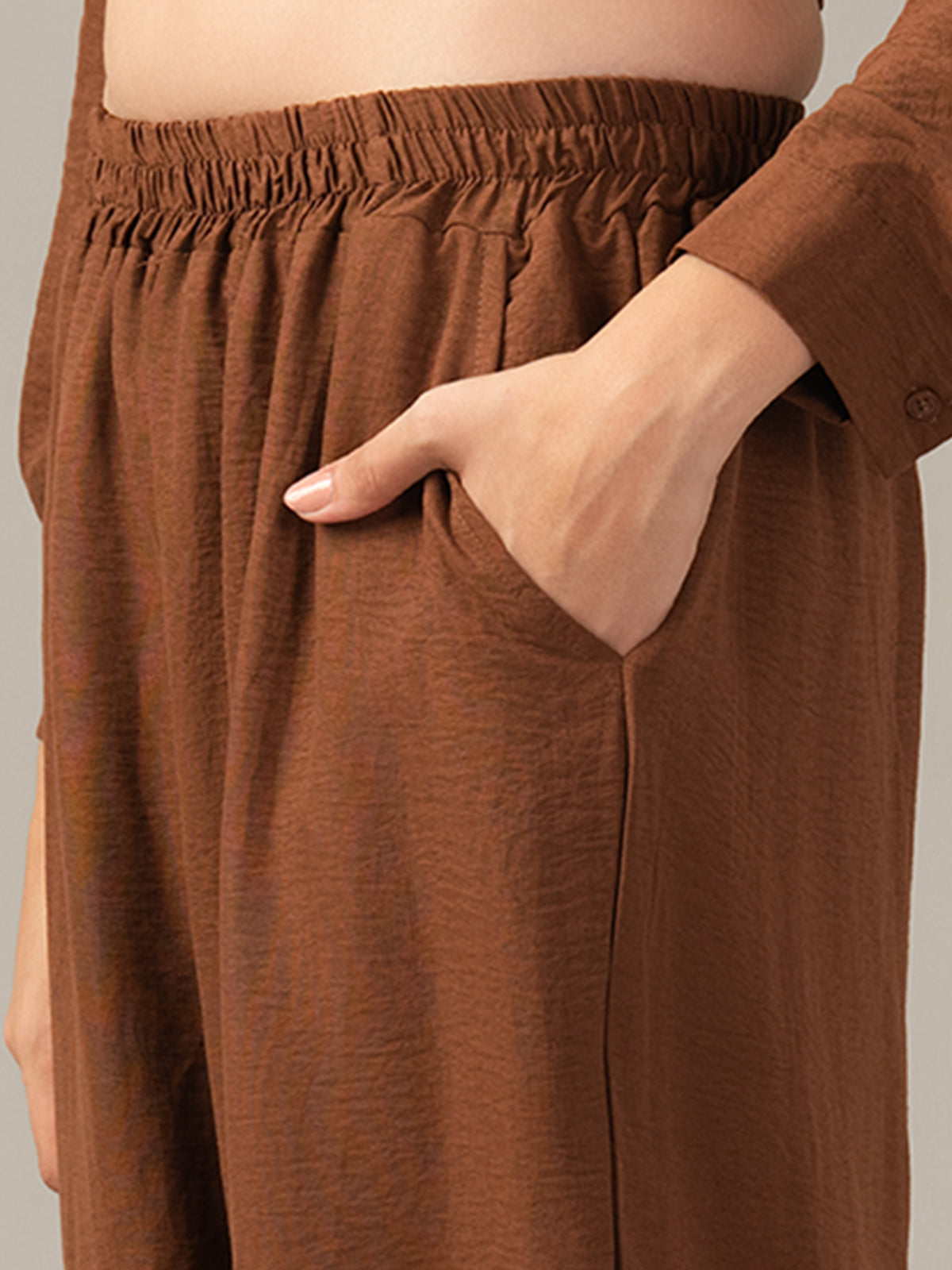 ladies chicago brown  cord- set