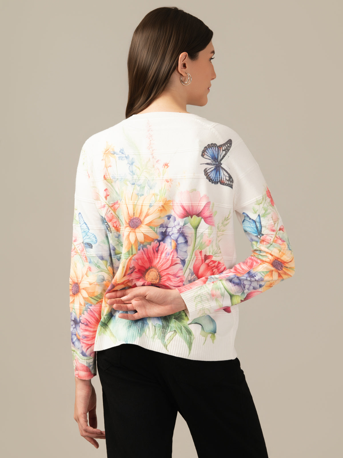 Muskan Albion Women & Girls Premium off-White Stretch Sweatshirt – Cozy & Stylish