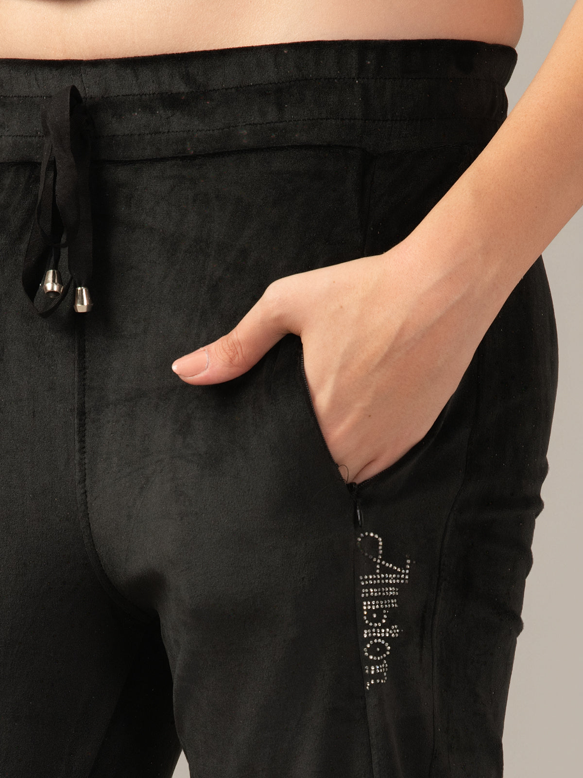 Women’s Athletic Trackpants – Sporty & Breathable BLACK