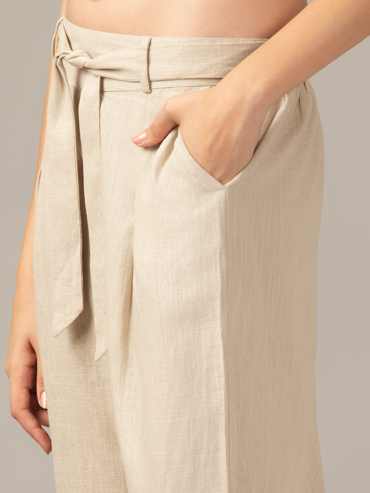 Women’s Athletic Trackpants – Sporty & Breathable BEIGE