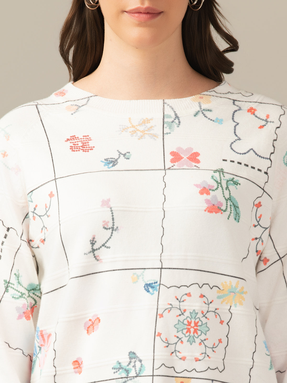 Muskan Albion Women & Girls Premium Snow White Stretch Sweatshirt – Cozy & Stylish