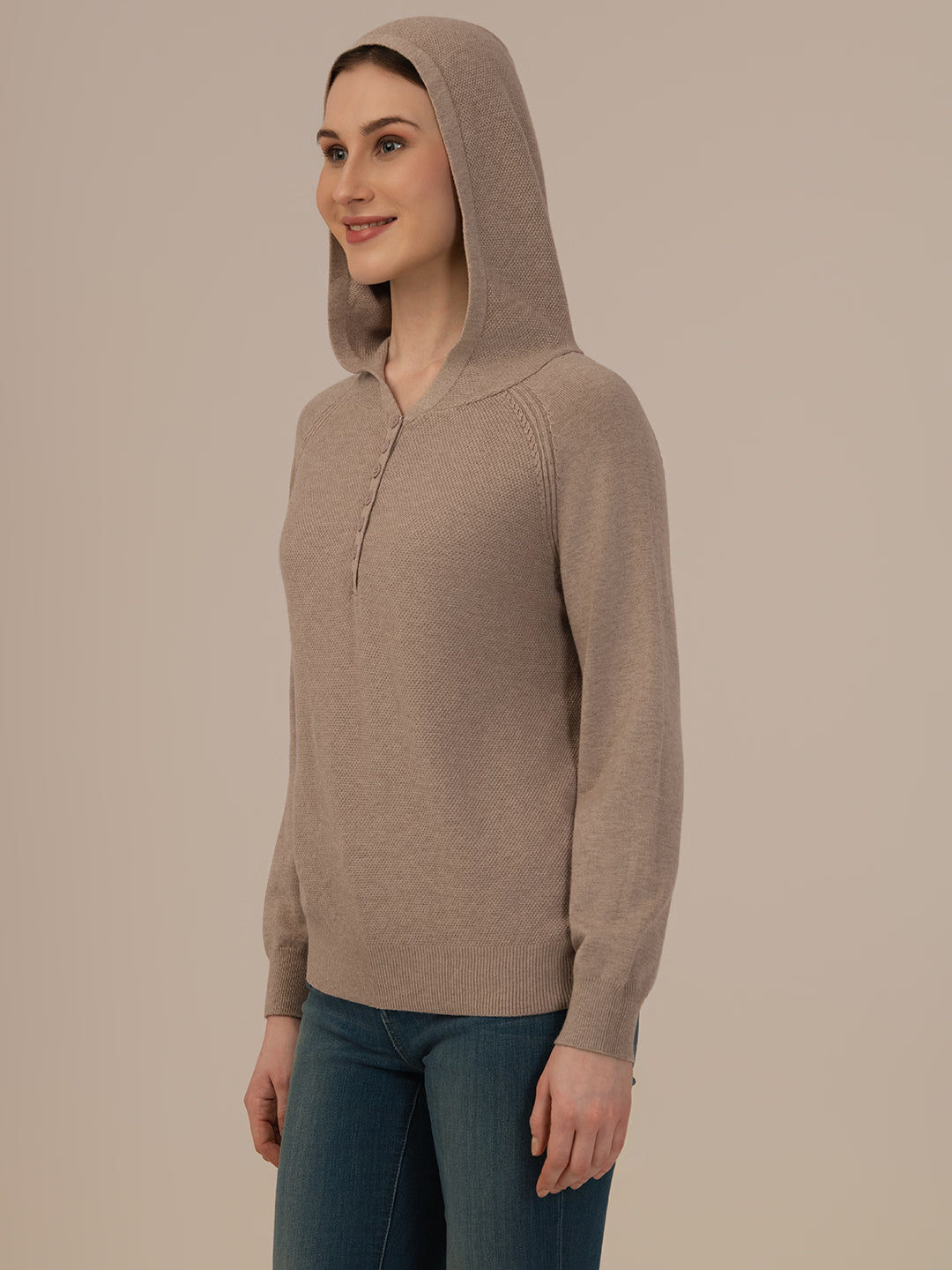 Albion Women’s Winter Hoodie – Cozy beige Comfort Fit
